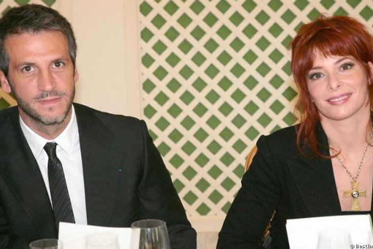 Avec qui Mylène Farmer est-elle en couple ?